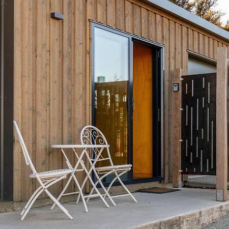 Cosy Studio With Mountain Views Apartment Wanaka Exterior photo
