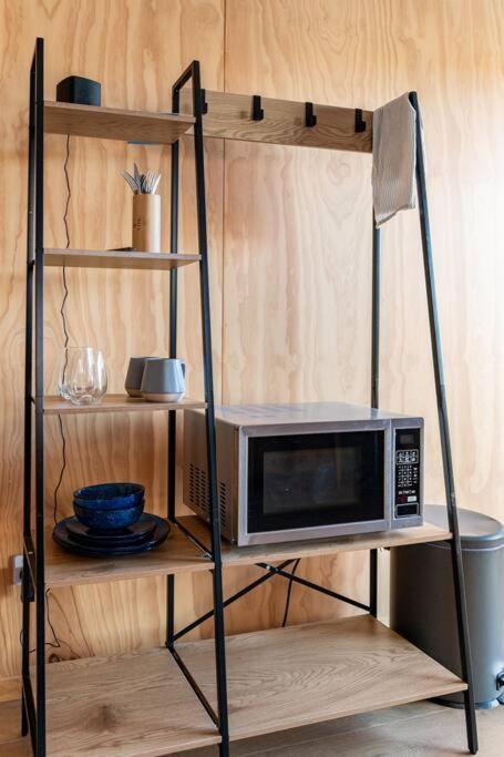 Cosy Studio With Mountain Views Apartment Wanaka Exterior photo