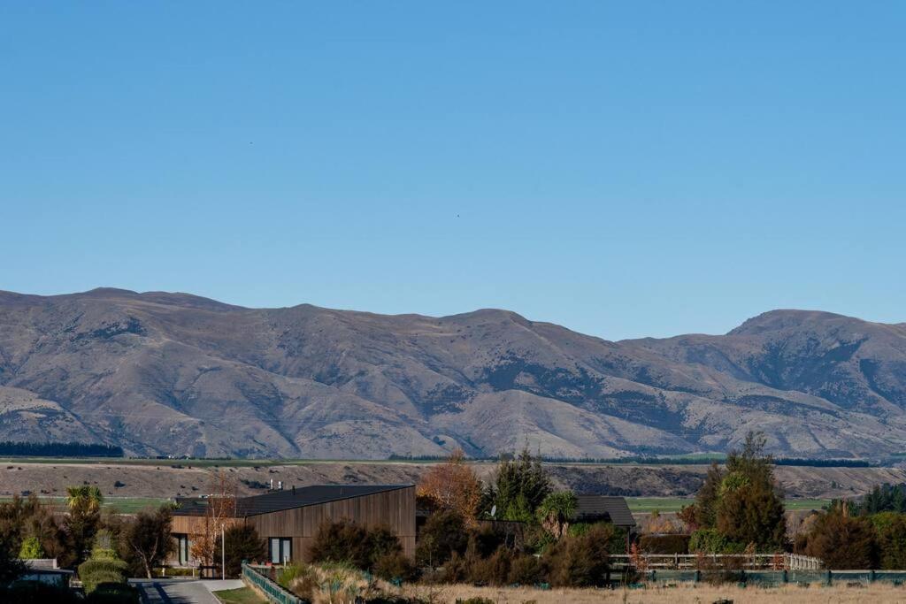 Cosy Studio With Mountain Views Apartment Wanaka Exterior photo